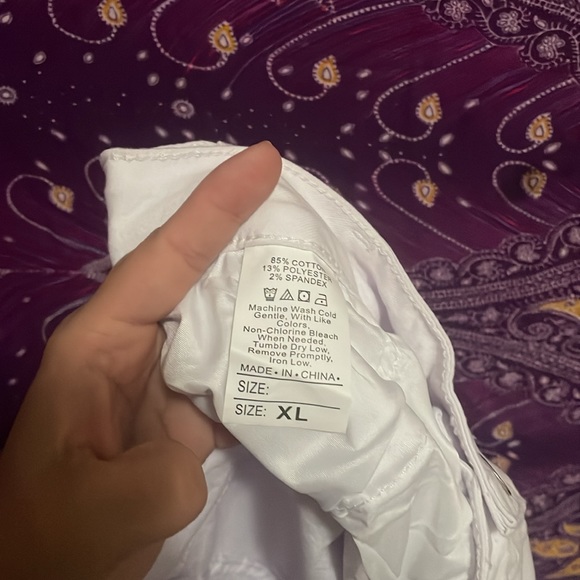 White bootcut pants Amazon essential - Picture 5 of 5